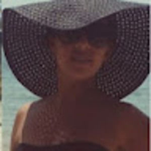 Meet your Posher, Madelyn